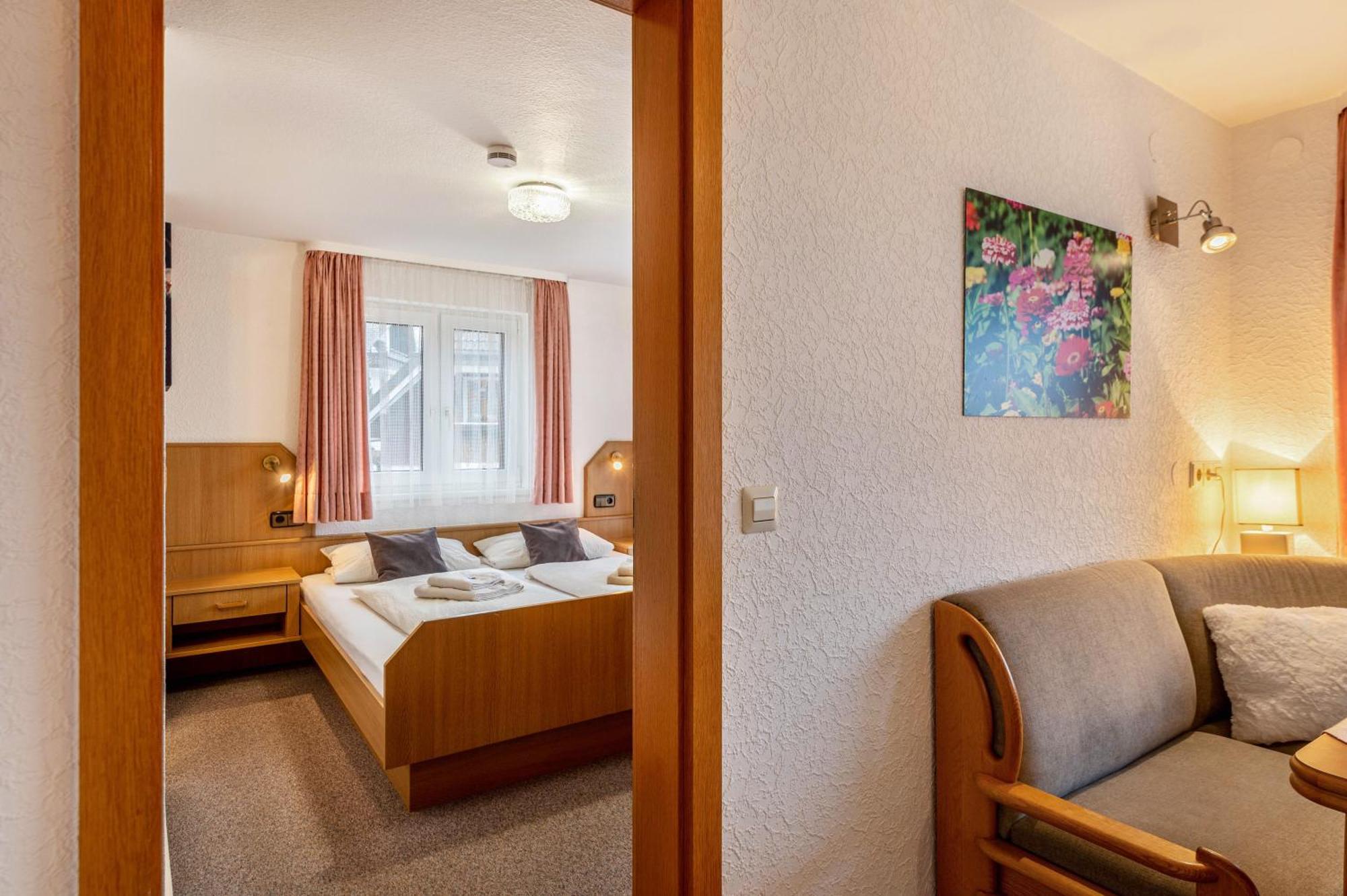 Gaestehaus Kunkelmann Mit Sauna Höchenschwand Exteriör bild
